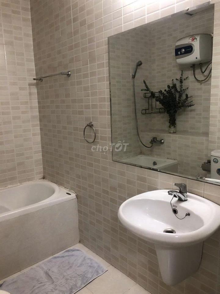 SCREC TOWER QUẬN 3 – 75M2 (2PN 2WC) – MỚI SƠN SỬA SẠCH ĐẸP – GIÁ 12 TR