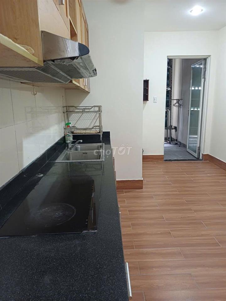 CĂN HỘ CAO CẤP GẦN SÂN BAY – CỘNG HÒA PLAZA 156M2 (3PN 2WC) - 17 TR