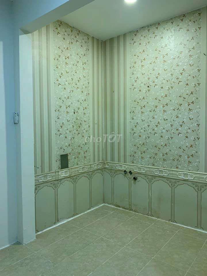 CHO THUÊ CĂN HỘ SCREC TOWER QUẬN 3 – 90M2 (3PN 2WC)  – GIÁ 14 TRIỆU