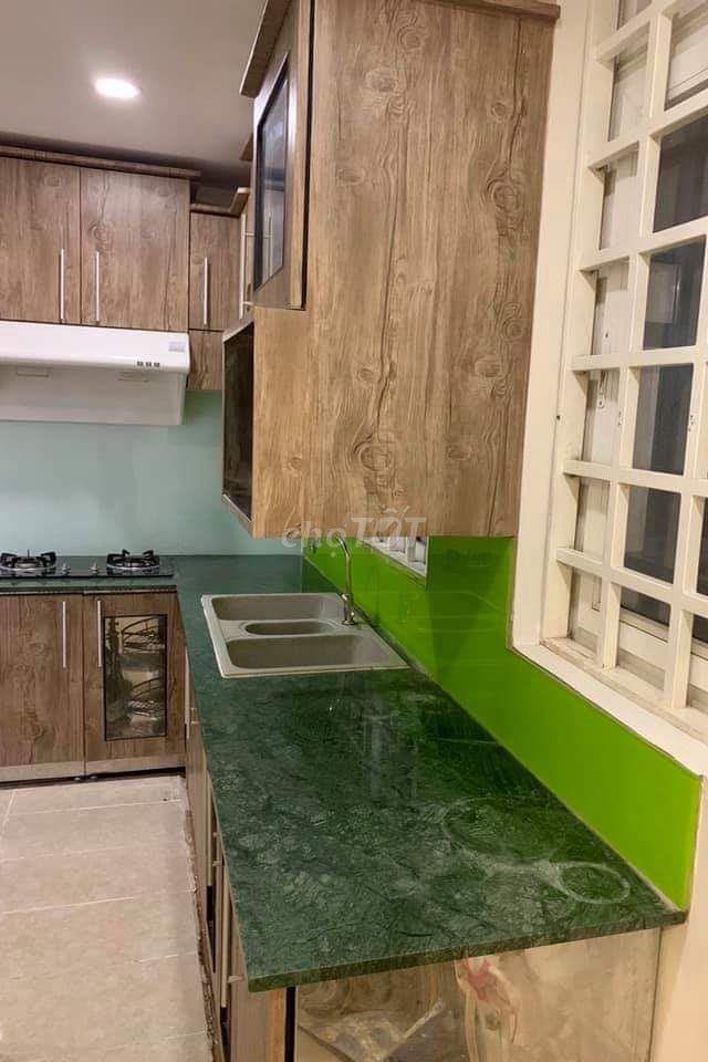 CHO THUÊ CĂN HỘ SCREC TOWER QUẬN 3 – 90M2 (3PN 2WC)  – GIÁ 14 TRIỆU