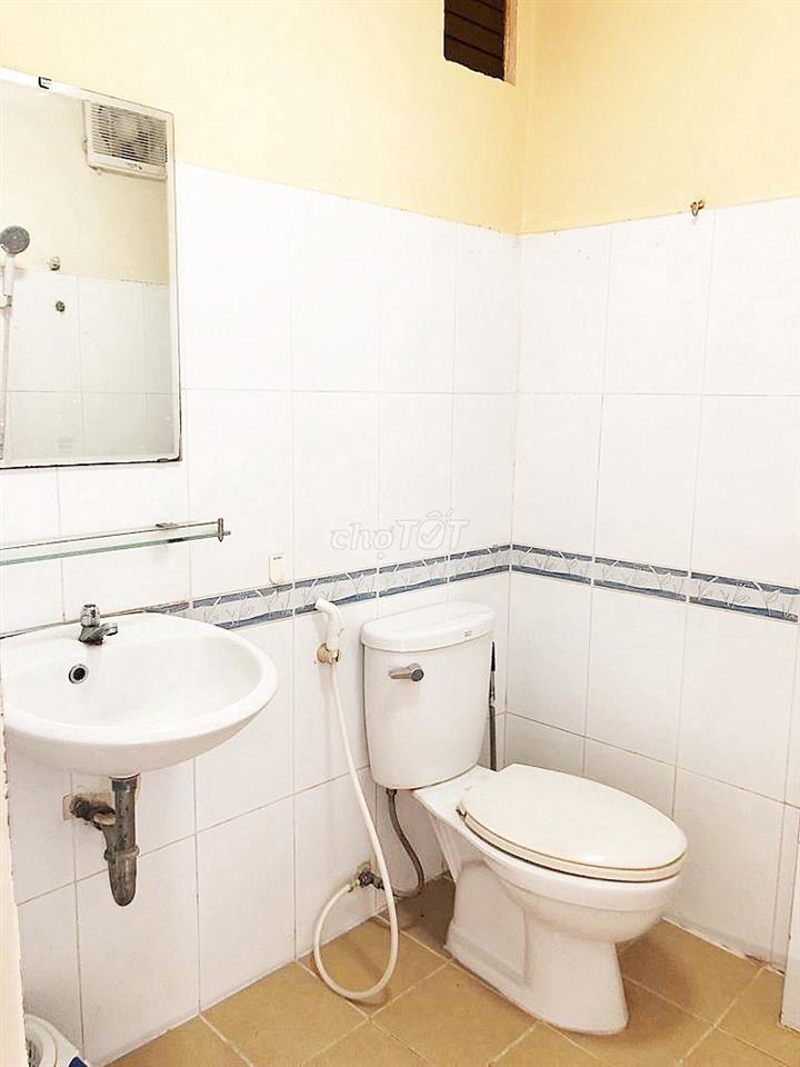 Chủ nhà gửi bán CHCC Ngô Gia Tự , 73m2, 2pn,2wc, 3.5 tỷ - có nhiều căn