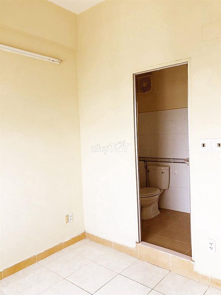 Chủ nhà gửi bán CHCC Ngô Gia Tự , 73m2, 2pn,2wc, 3.5 tỷ - có nhiều căn