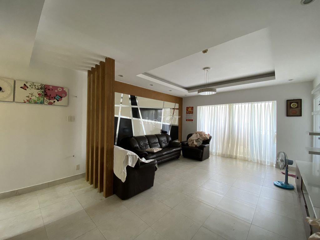 HÙNG VƯƠNG PLAZA – 130M2 (3PN 2WC) TẦNG CAO – ĐỦ TIỆN ÍCH – GIÁ 18 TR