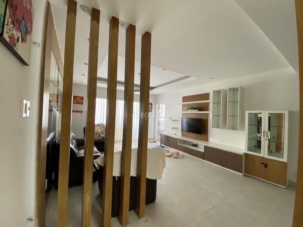 HÙNG VƯƠNG PLAZA – 130M2 (3PN 2WC) TẦNG CAO – ĐỦ TIỆN ÍCH – GIÁ 18 TR