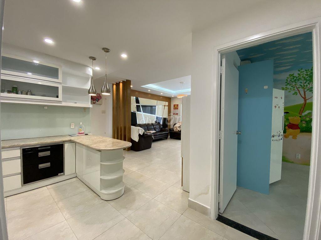 HÙNG VƯƠNG PLAZA – 130M2 (3PN 2WC) TẦNG CAO – ĐỦ TIỆN ÍCH – GIÁ 18 TR