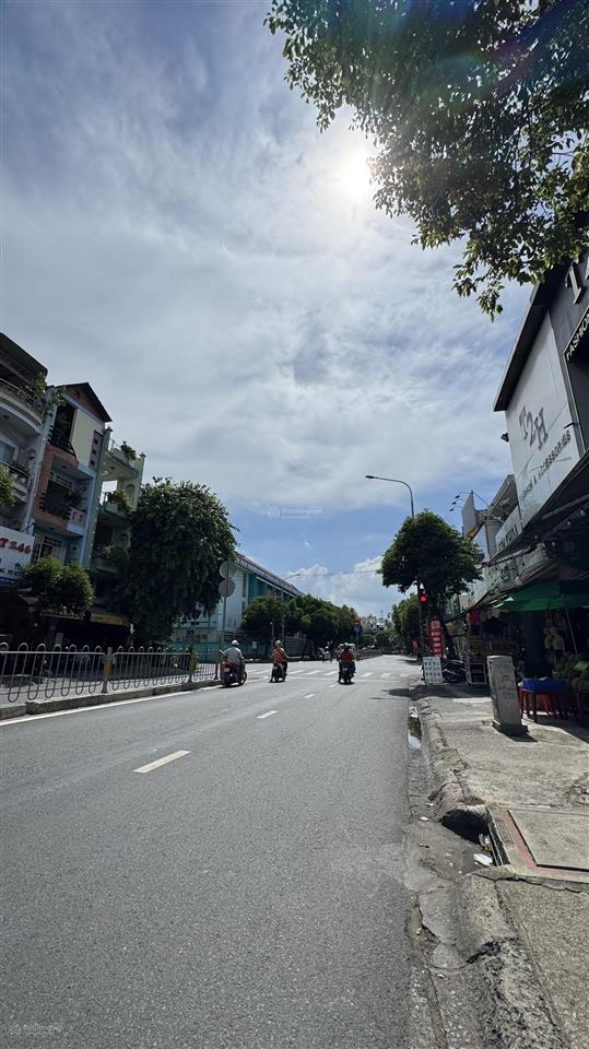 Mtkd nguyễn sơn  3,8x19m  nhà cấp 4  giá 20 triệu/th