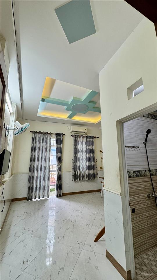 Bán nhà khu nội bộ 5m phan huy ích (hẻm đối diện emart), 4x13m, nhà 2 lầu kiên cố, giá 6.5 tỷ tl