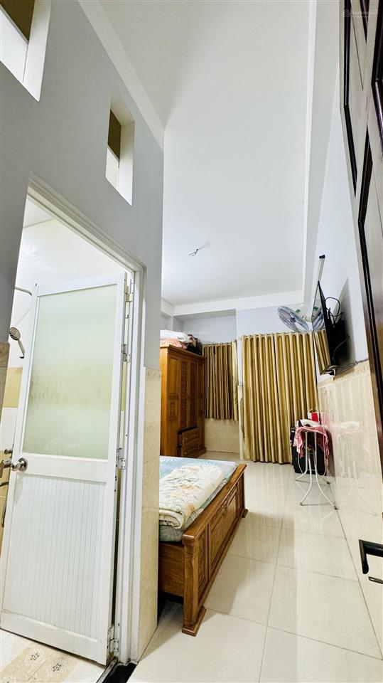 Giá 6,7 tỷ  bán nhà hẻm 7m văn cao  3,2x17,5m  nhà 2 lầu   0932 506 ***