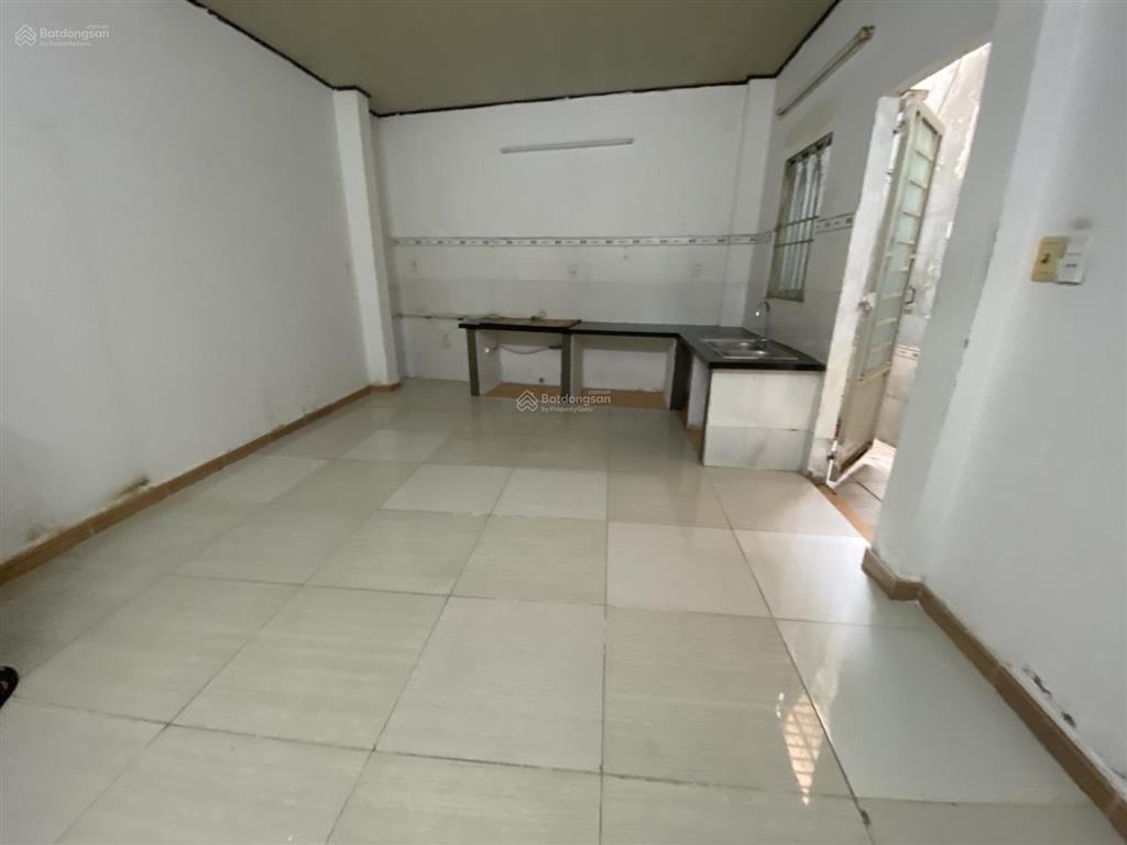 Hẻm xe hơi thoại ngọc hầu 7.6x18.7, gác, 11.5 tỷ