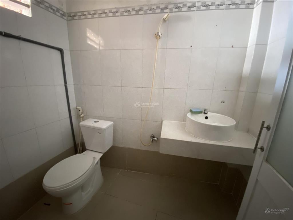 Hẻm xe hơi thoại ngọc hầu 7.6x18.7, gác, 11.5 tỷ