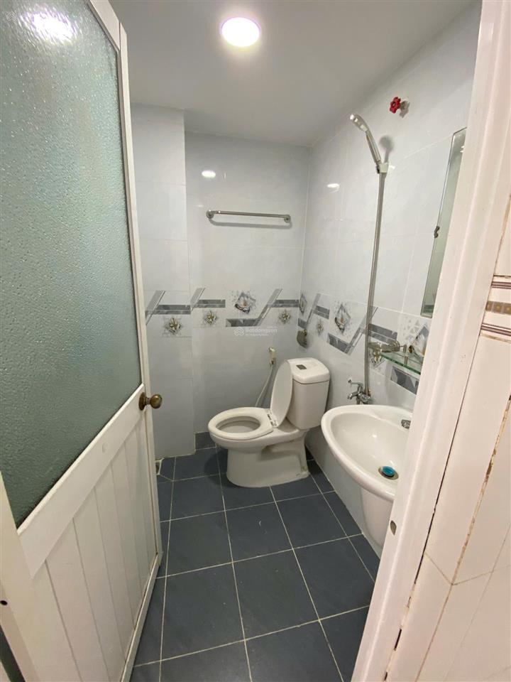 Hẻm thông gần văn cao 3x11, lửng + 1 lầu, 3.8 tỷ