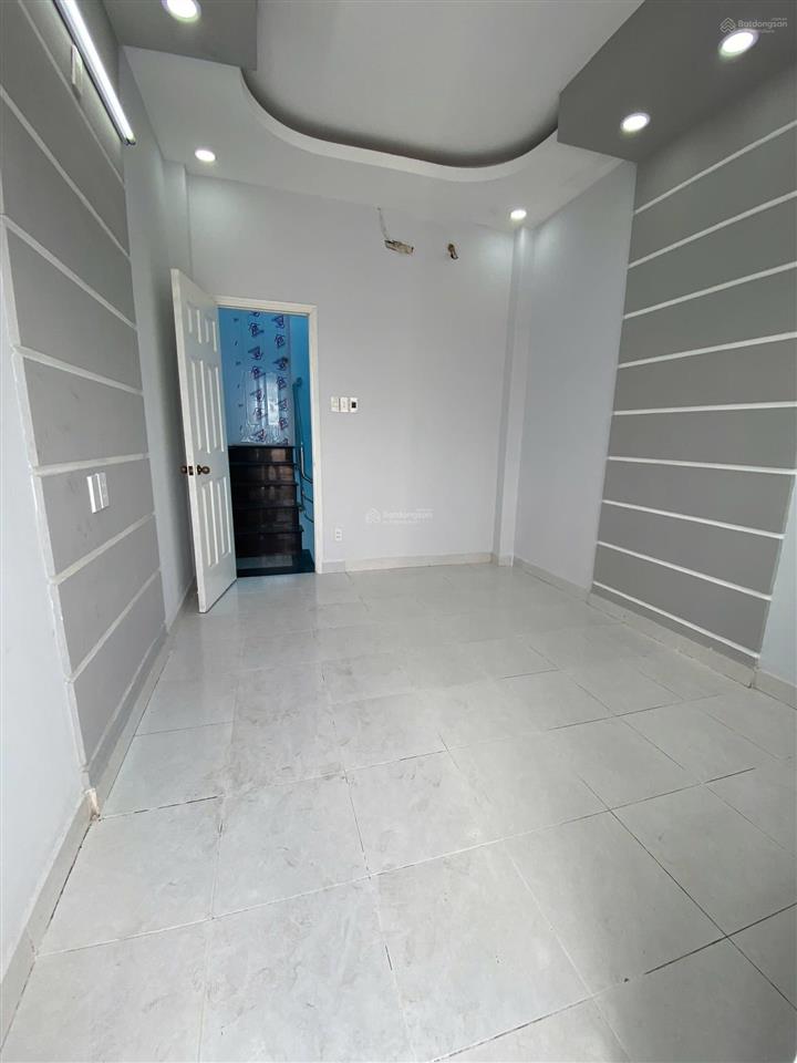 Hẻm thông gần văn cao 3x11, lửng + 1 lầu, 3.8 tỷ