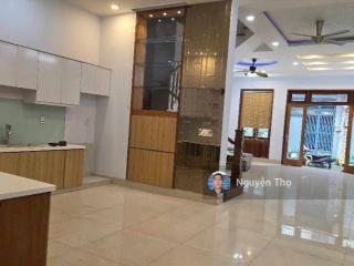 Bán nhà dt 6 x 16m x 4 tầng gần aeon mall tân phú.