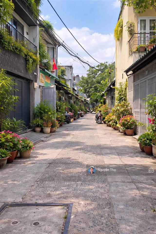 Bán nhà gần aeon mall tân phú. dt 4 x 16.5m trệt lửng. giá 6 tỷ 35