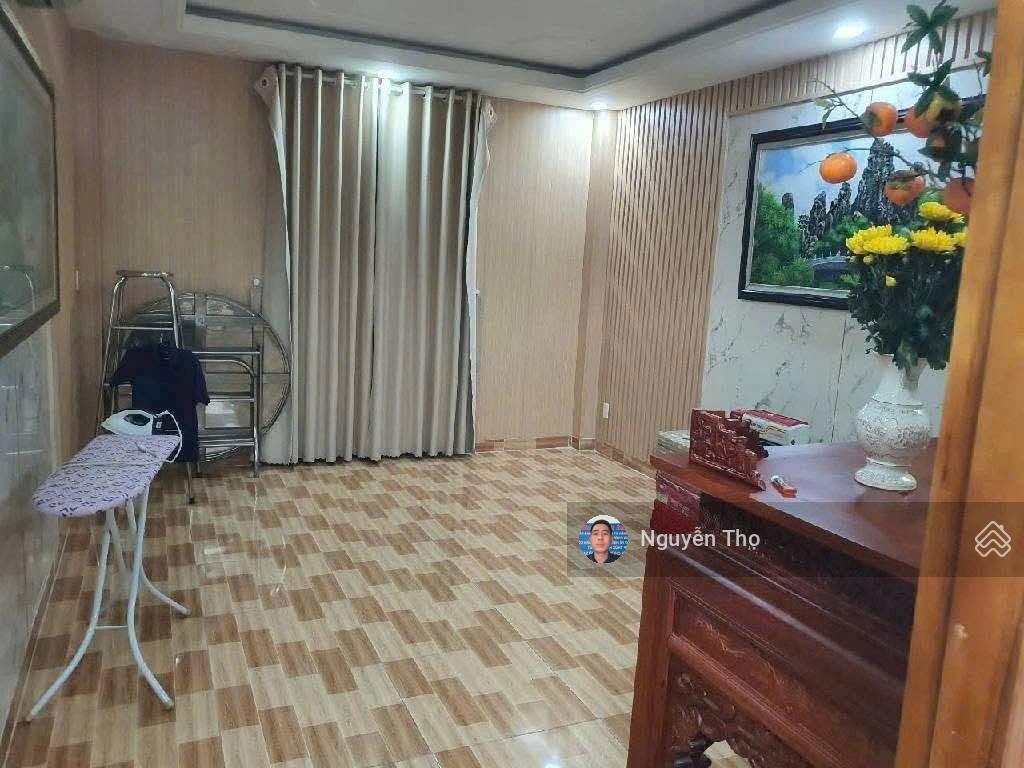 Bán nhà hẻm nhựa 6m phạm đăng giảng p. bình hưng hòa tp.hcm. dt. 4 x 13m, 1 trệt 3 lầu sân thượng.