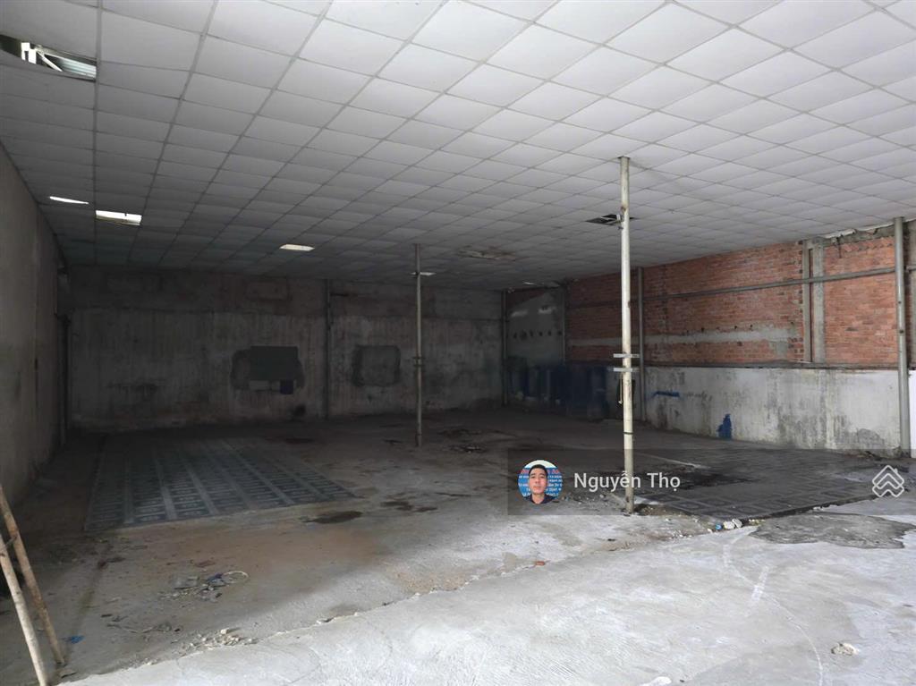 Cho thuê kho xưởng gần aeon mall tân phú. dt 450m2. giá 30 triệu