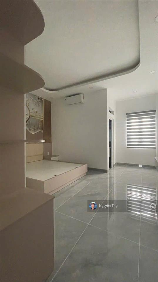 Bán nhà 4.5 x 19m 1 trệt 1 lửng 2 lầu sân thượng. gần chung cư sơn kỳ tân phú.