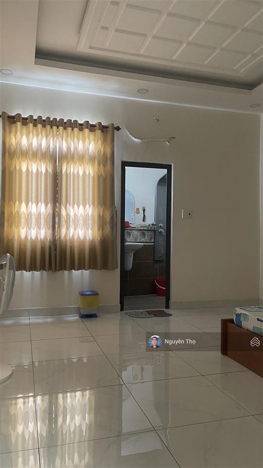 Bán nhà 4.3m x 15m 1 trệt 1 lửng 2 lầu sân thượng. hẻm 7m thông đường lê trọng tấn.