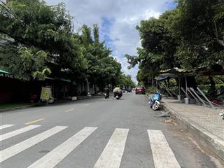 Giá 13 tỷ dt 100m2 x 3 tầng sân thượng. mtkd đường kênh 19/5.