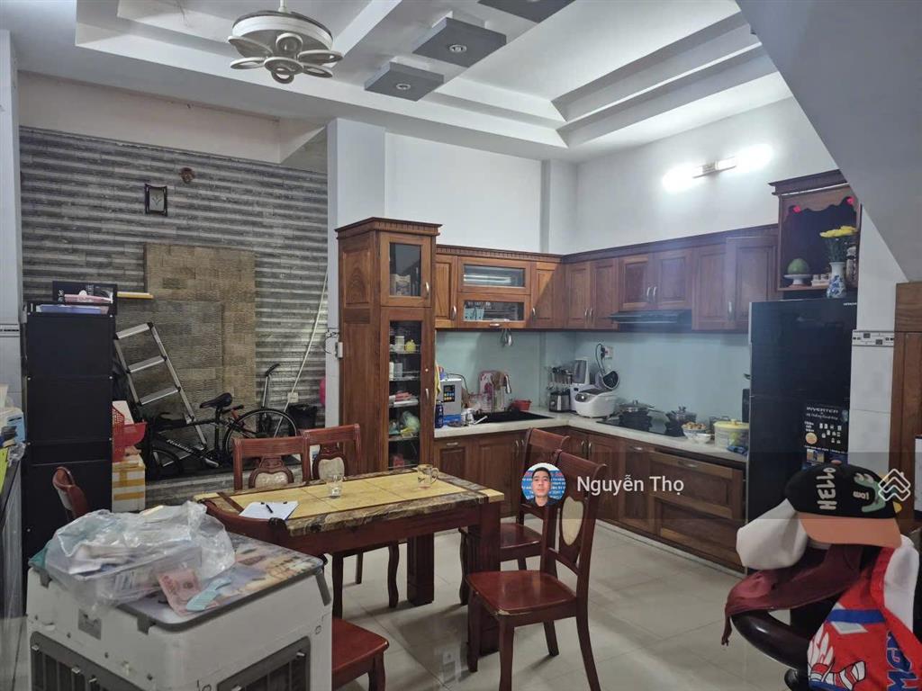 Bán nhà 5 x 20m 1 trệt 2 lầu sân thượng. đường 6m đối diện trường lê lai.