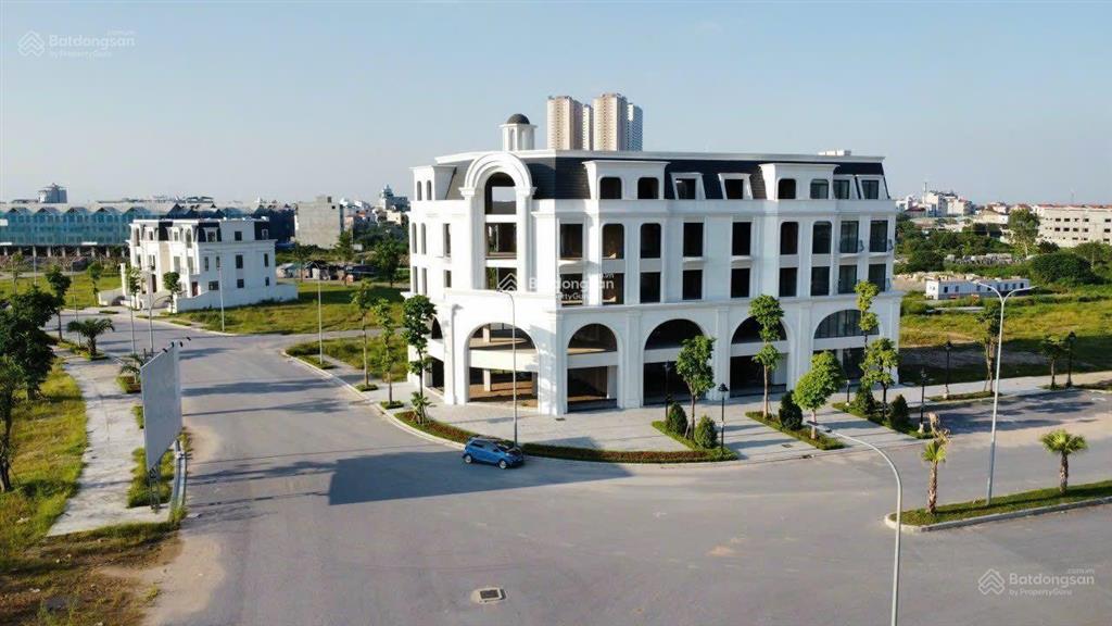 Chính chủ gửi bán giảm sâu 3 tỷ  pk nhật bản đối diện chung cư  hinode royal park. giá 17,9 tỷ/lô