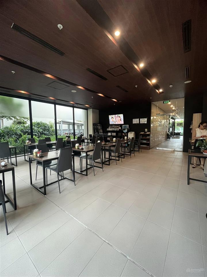 Cần bán gấp căn góc 3pn giá 11,x tỷ view sân golf long biên  chung cư cao cấp nhật bản long biên