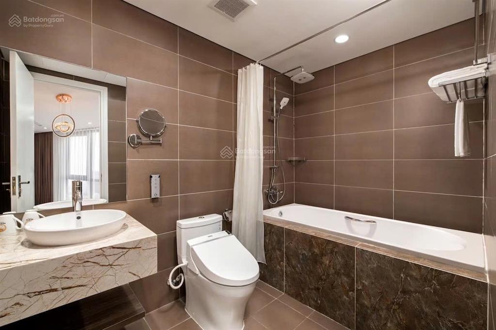 Bán gấp căn góc chung cư cao cấp nesta số 83 phố hào nam, q. đống đa  full nội thất  0961 799 ***