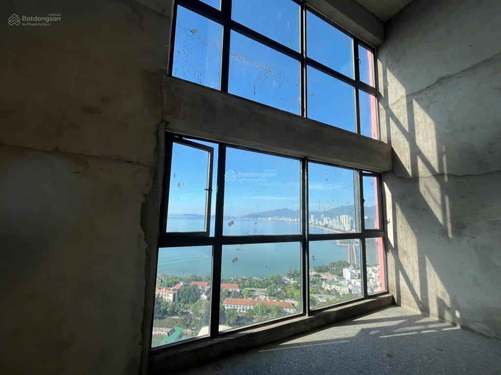 Bán căn hộ duplex 2 tầng, tòa napoleon nha trang, giá tốt, vị trí đẹp, view có 102