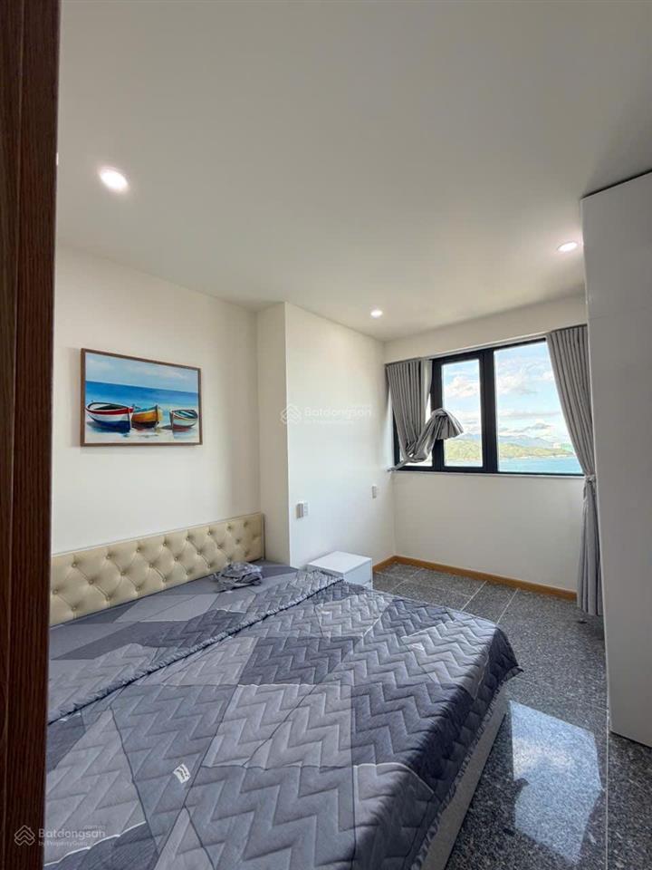Bán căn hộ duplex 2 tầng thông view trực biển 75m2 bắc nha trang