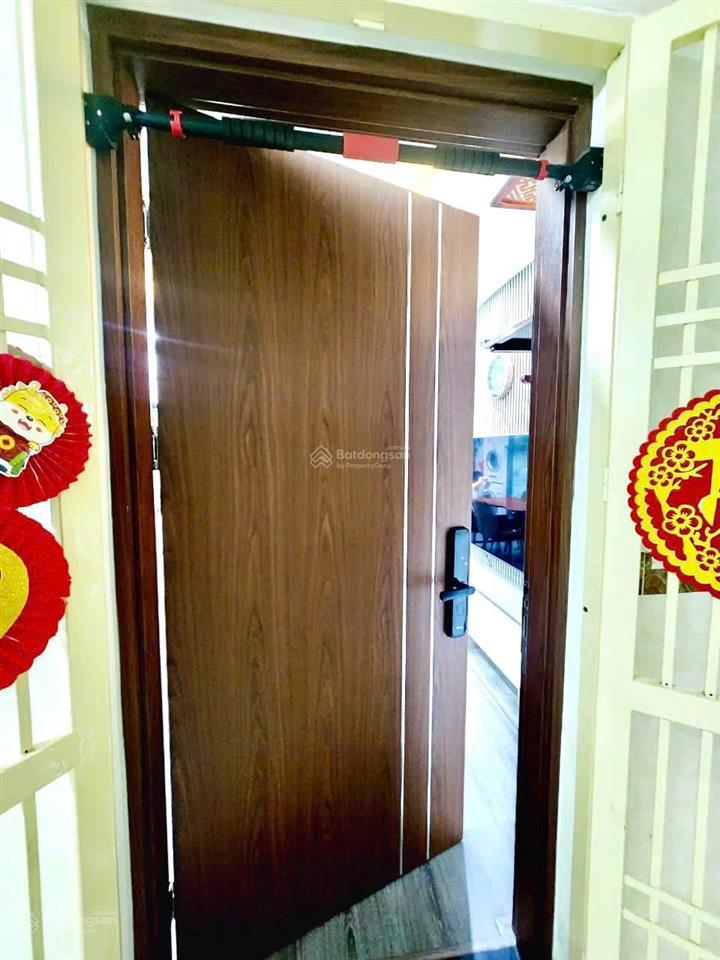 Cần bán gấp căn hộ 2 phòng ngủ. hh2c linh đàm full lung linh.  0984 877 ***