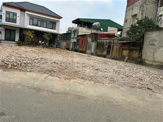 Bán lô góc mặt kinh doanh làn 2 ql21 gần cổng trường đhqg và khu cnc hòa lạc đã có sổ full thổ cư