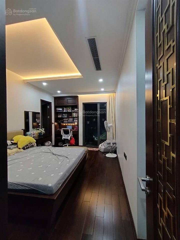 Chủ bán gấp  giảm sốc 650tr  nhà đống đa 32m  kinh doanh tốt  cách mặt phố 15m  8.3 tỷ