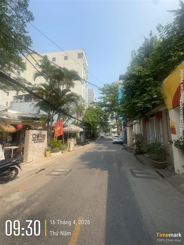 Gấp bán đất tặng nhà 2 tầng  tô hiến thành  gần biển mỹ khê  dt 125m2  giá 22,8 tỏi!