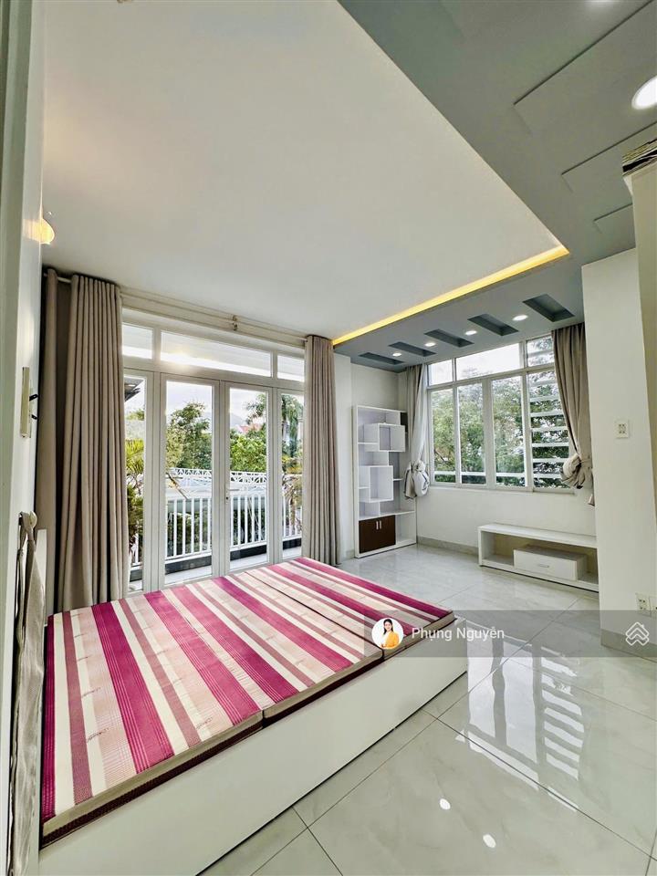 Bán biệt thự tại kđt biển an viên, giá 26 tỷ, 180m2, 3pn, mặt tiền 12m, pháp lý đầy đủ.