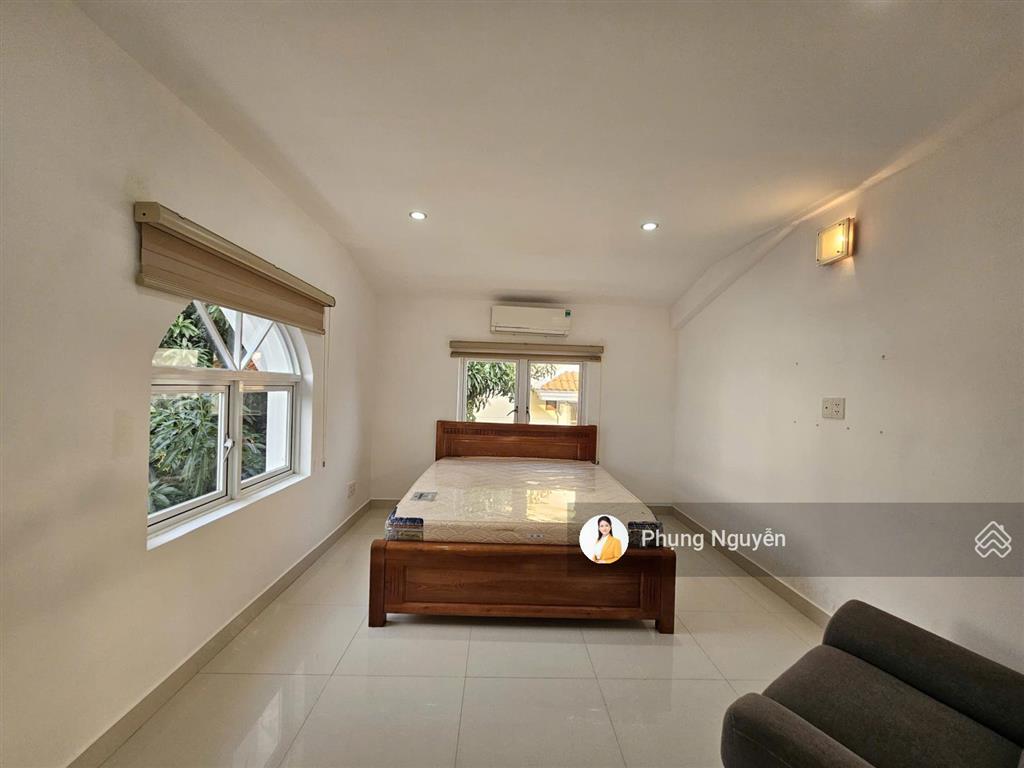 Cho thuê dài hạn biệt thự góc 2 mặt tiền an viên nha trang, 274m2, 3 tầng 4 ngủ, 50tr/tháng.