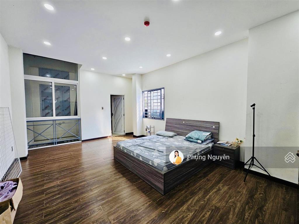 Bán gấp nhà mặt tiền đường dã tượng, nha trang. 95,9m2, 6 tầng, 10 pn, vị trí kinh doanh, giá 18 tỷ