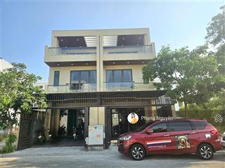 Cho thuê dài hạn nhà phố mỹ gia 7, nha trang, mới 100%, 3 tầng 3pn, 100m2, giá 35tr/tháng.