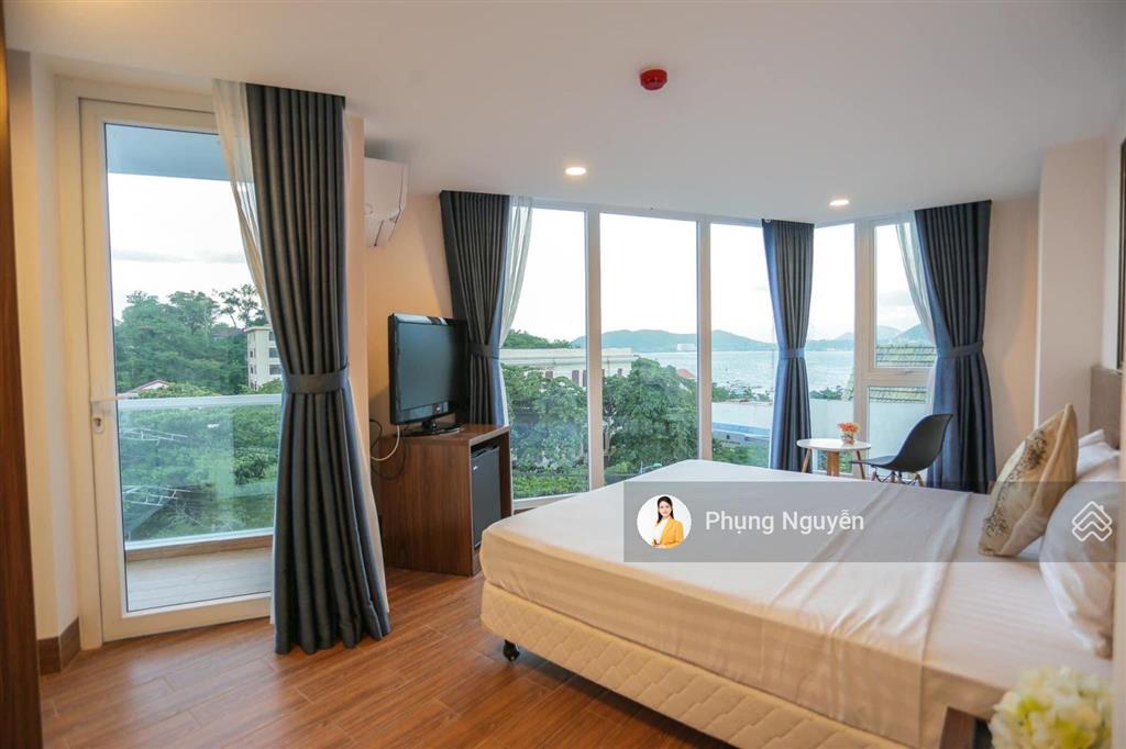 Chốt nhanh  khách sạn mặt tiền đường trần phú, vĩnh nguyên nha trang. 7 tầng 27 phòng, tặng 95,5m2