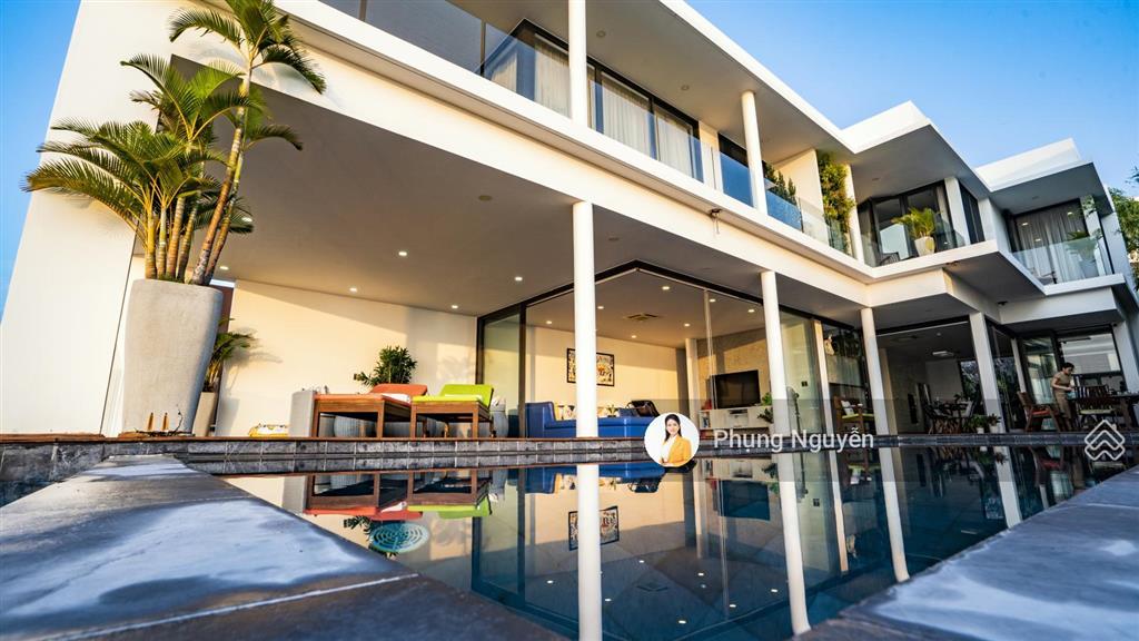 Bán biệt thự b29 tại anh nguyễn, ocean front, nha trang. 420m2, 3 tầng 4pn, giá 70 tỷ.