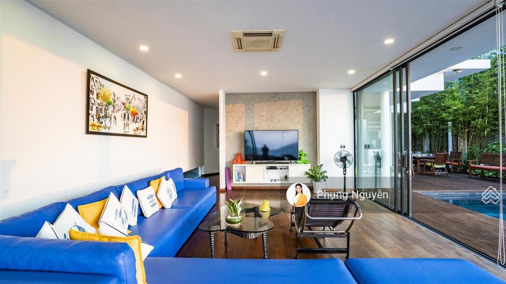 Bán biệt thự b29 tại anh nguyễn, ocean front, nha trang. 420m2, 3 tầng 4pn, giá 70 tỷ.