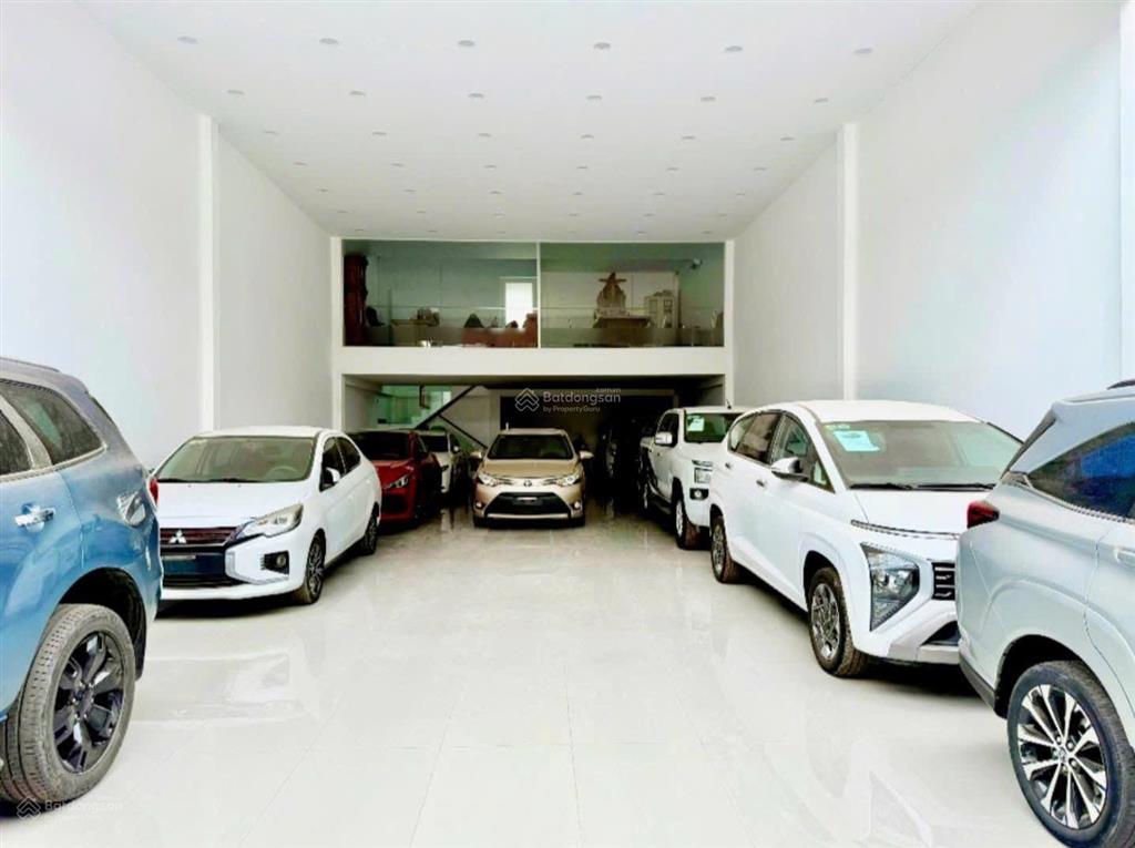 Bán nhà riêng tại lê thị lơ, 16,5 tỷ, 271m2, đang cho thuê 30tr/tháng mt 8,6m cách vin hóc môn tìm
