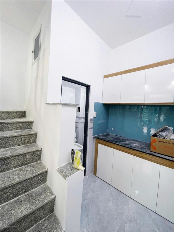 Nhà hẻm oto ở 1/ tân chánh hiệp 16 (dt3,5x7m) gần bệnh viện quận 12. giá 1tỷ568tr còn thương lượng