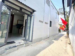 Nhà hẻm 1/ ngắn nguyễn thị kiểu quận 12, nhà 1 trệt 1 lầu có 2pn (dt 5x5m). giá 1tỷ298tr còn bớt