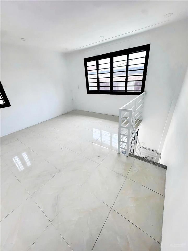 Nhà 4x5m ngay hẻm sẹc ngắn lê văn khương quận 12 gần nhà máy bia. giá 1,038 tỷ còn tl