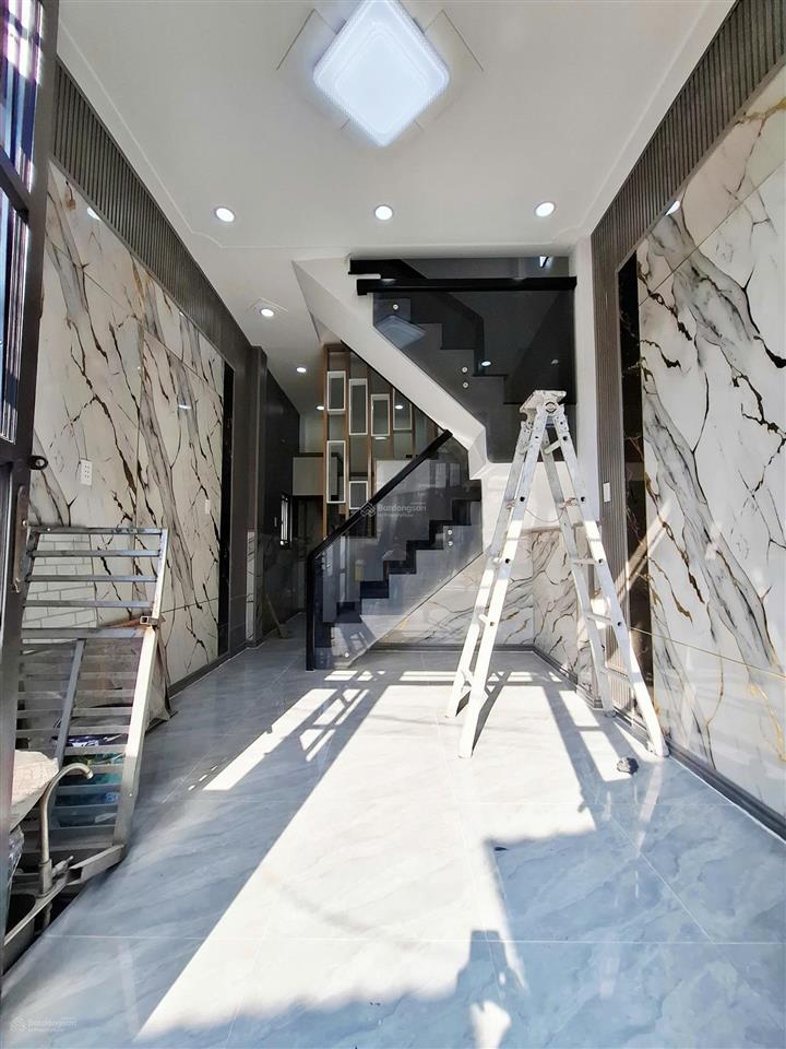 Nhà (dt 3,5x7m) có 2pn 2wc ở 551 lê văn khương quận 12, gần chợ thiếc. giá 1tỷ189tr còn tl