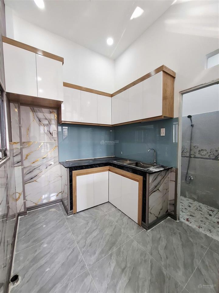 Nhà (dt 3,5x7m) có 2pn 2wc ở 551 lê văn khương quận 12, gần chợ thiếc. giá 1tỷ189tr còn tl