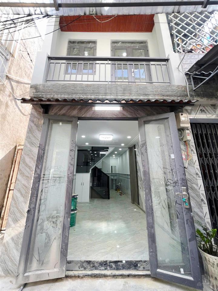 Nhà (dt 3,5x9m) có 2pn 2wc ở tân thới hiệp 21 quận 12, gần cầu vượt tân thới hiệp. giá 1tỷ468tr