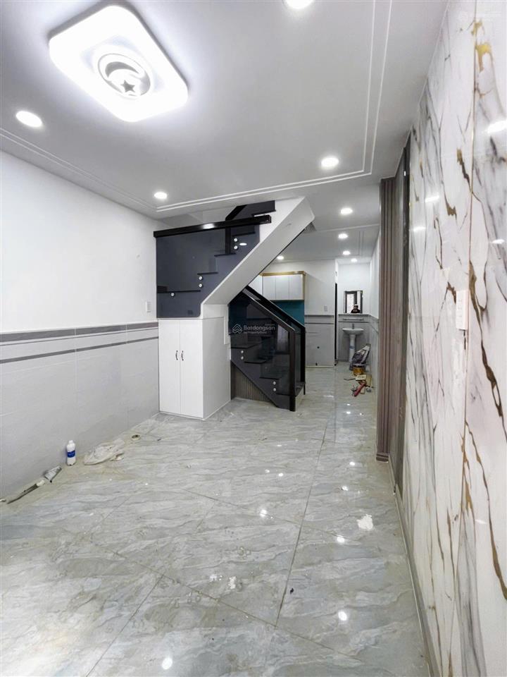Nhà (dt 3,5x9m) có 2pn 2wc ở tân thới hiệp 21 quận 12, gần cầu vượt tân thới hiệp. giá 1tỷ468tr