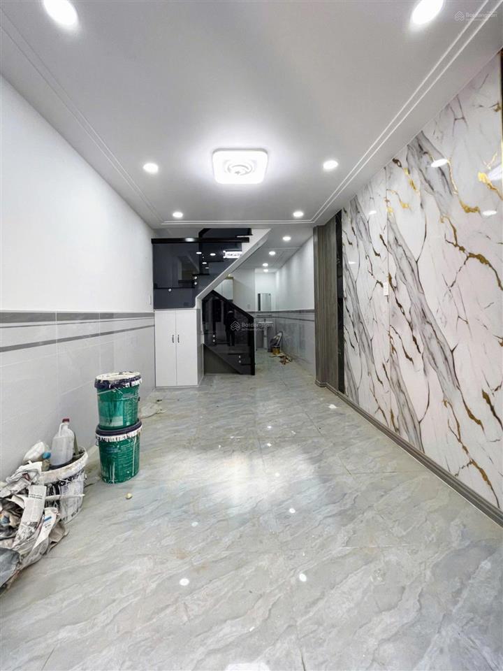 Nhà (dt 3,5x9m) có 2pn 2wc ở tân thới hiệp 21 quận 12, gần cầu vượt tân thới hiệp. giá 1tỷ468tr