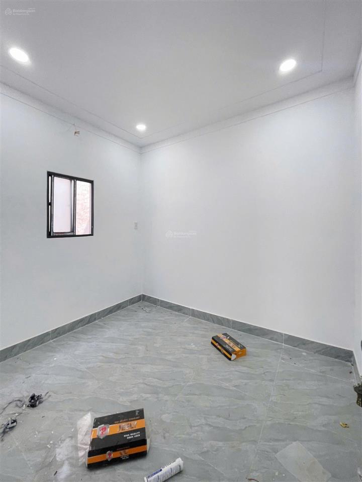 Nhà (dt 3,5x9m) có 2pn 2wc ở tân thới hiệp 21 quận 12, gần cầu vượt tân thới hiệp. giá 1tỷ468tr